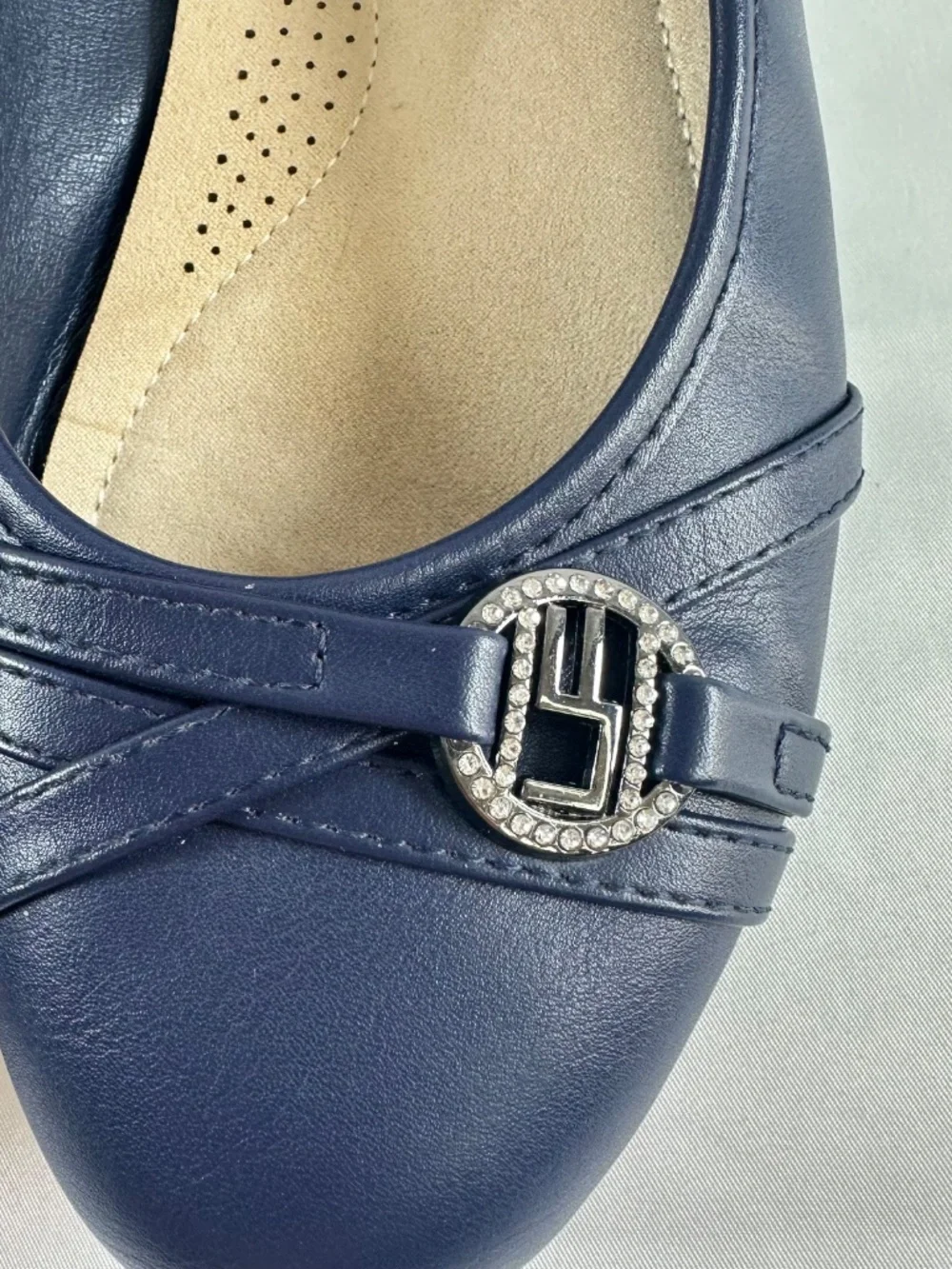 London Fog Collection Flats, Navy Blue, Size 7.5W, LF Buckle Embellishments